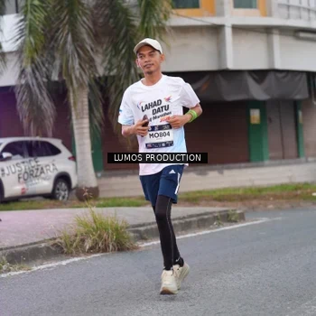 Runner Photo 7994085