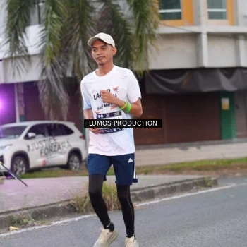 Runner Photo 7994098