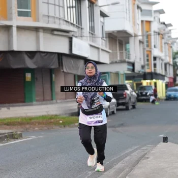 Runner Photo 7994104