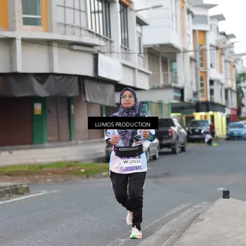 Runner Photo 7994105