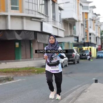 Runner Photo 7994107