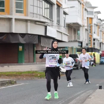 Runner Photo 7994156