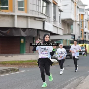 Runner Photo 7994162