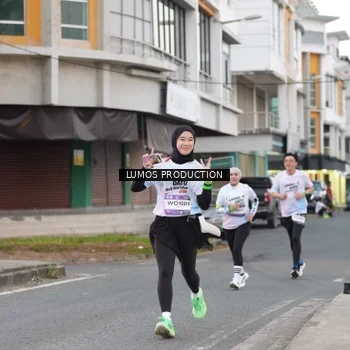 Runner Photo 7994163