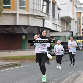 Runner Photo 7994167