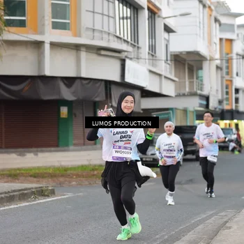 Runner Photo 7994168