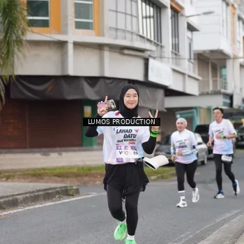 Runner Photo 7994173