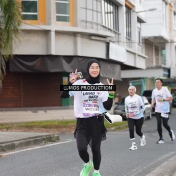 Runner Photo 7994176