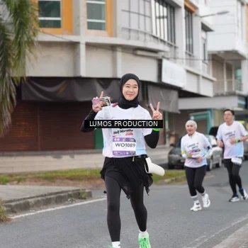 Runner Photo 7994179