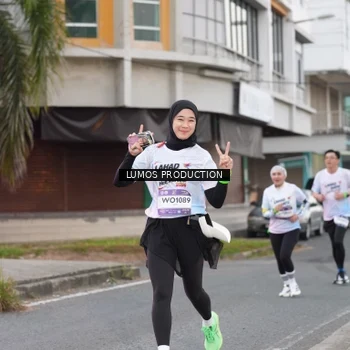 Runner Photo 7994184