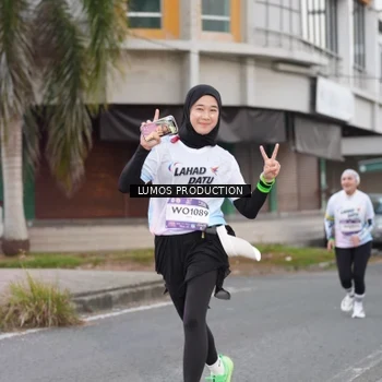 Runner Photo 7994191