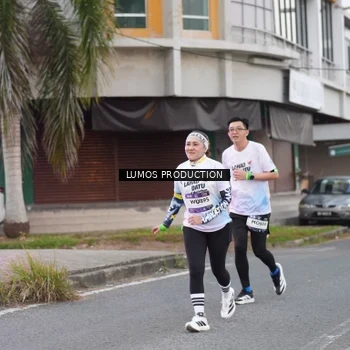 Runner Photo 7994201