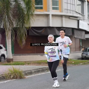 Runner Photo 7994203