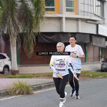 Runner Photo 7994216