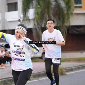 Runner Photo 7994247