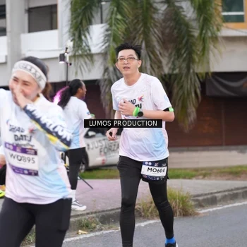Runner Photo 7994255