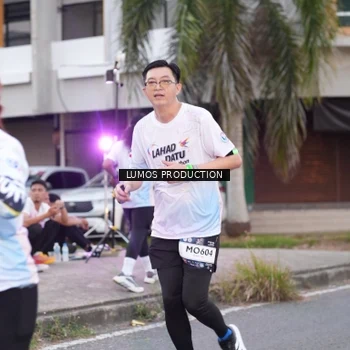 Runner Photo 7994259