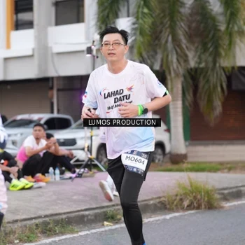 Runner Photo 7994261