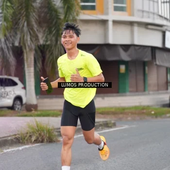 Runner Photo 7994287