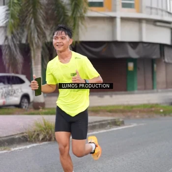 Runner Photo 7994291