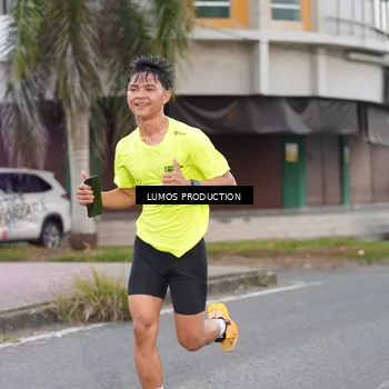 Runner Photo 7994292