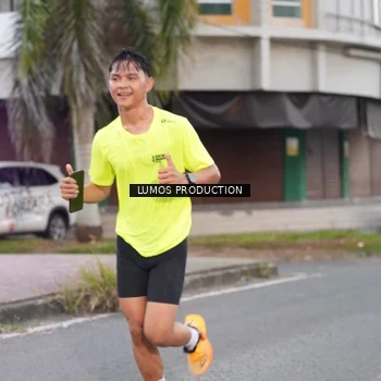 Runner Photo 7994299
