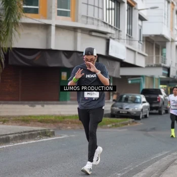 Runner Photo 7994303