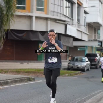 Runner Photo 7994305
