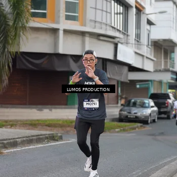 Runner Photo 7994308