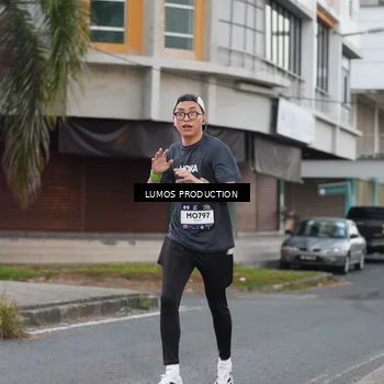 Runner Photo 7994310