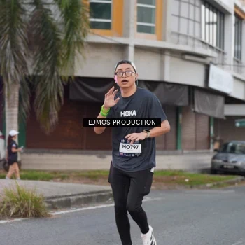 Runner Photo 7994315