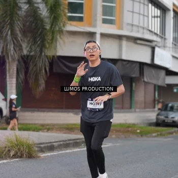 Runner Photo 7994321