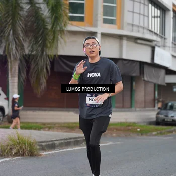 Runner Photo 7994323