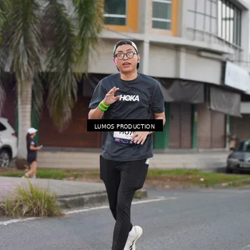 Runner Photo 7994326