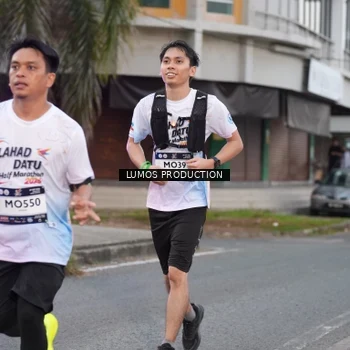Runner Photo 7994341
