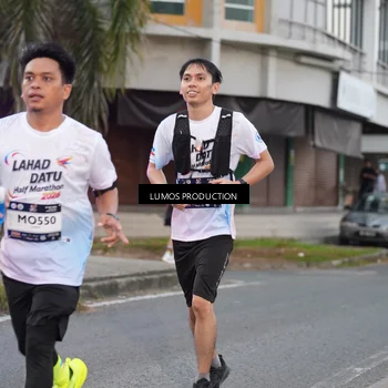 Runner Photo 7994344