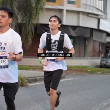 Runner Photo 7994347