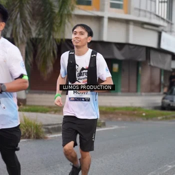 Runner Photo 7994350