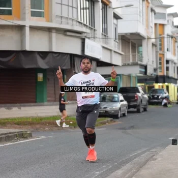 Runner Photo 7994353
