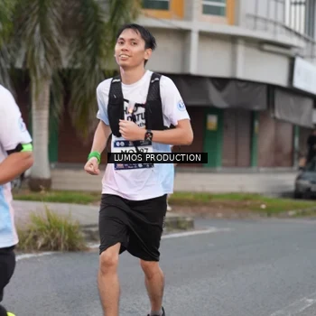 Runner Photo 7994358