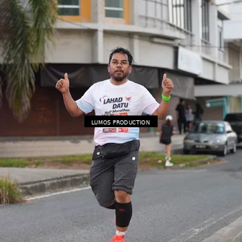 Runner Photo 7994369