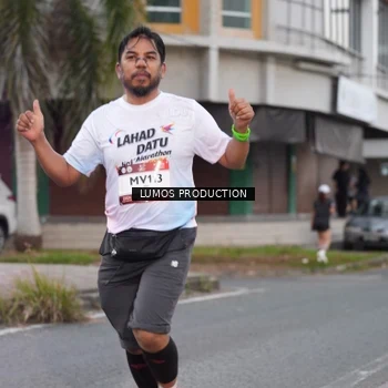 Runner Photo 7994373