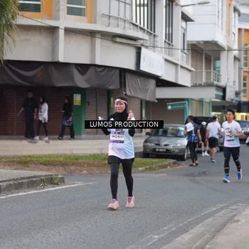 Runner Photo 7994375