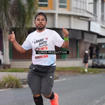 Runner Photo 7994377