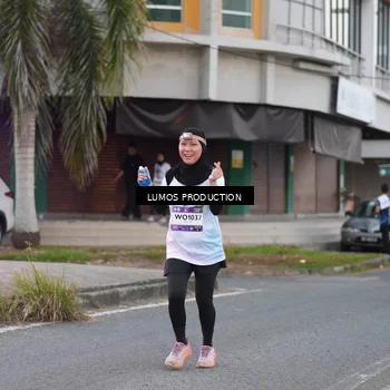 Runner Photo 7994383