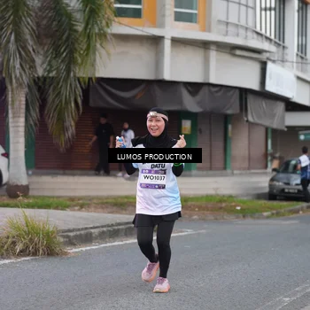 Runner Photo 7994384