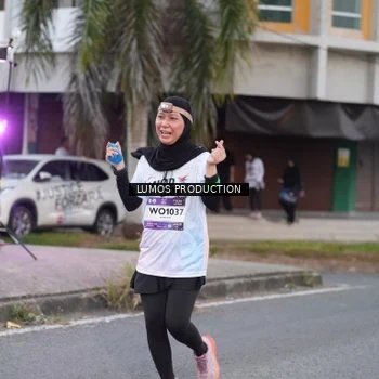 Runner Photo 7994388
