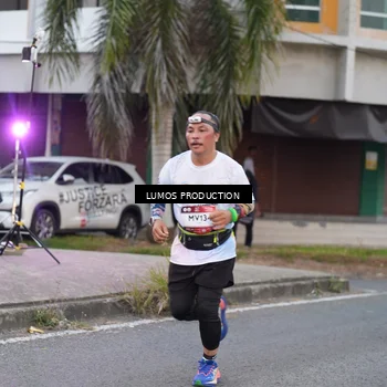 Runner Photo 7994406