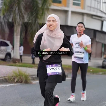 Runner Photo 7994411