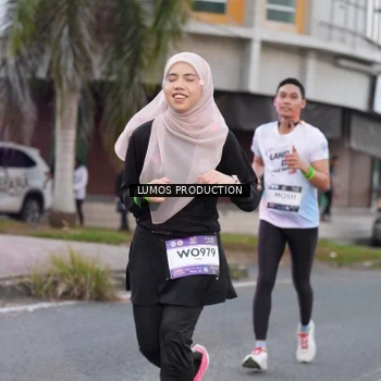 Runner Photo 7994412